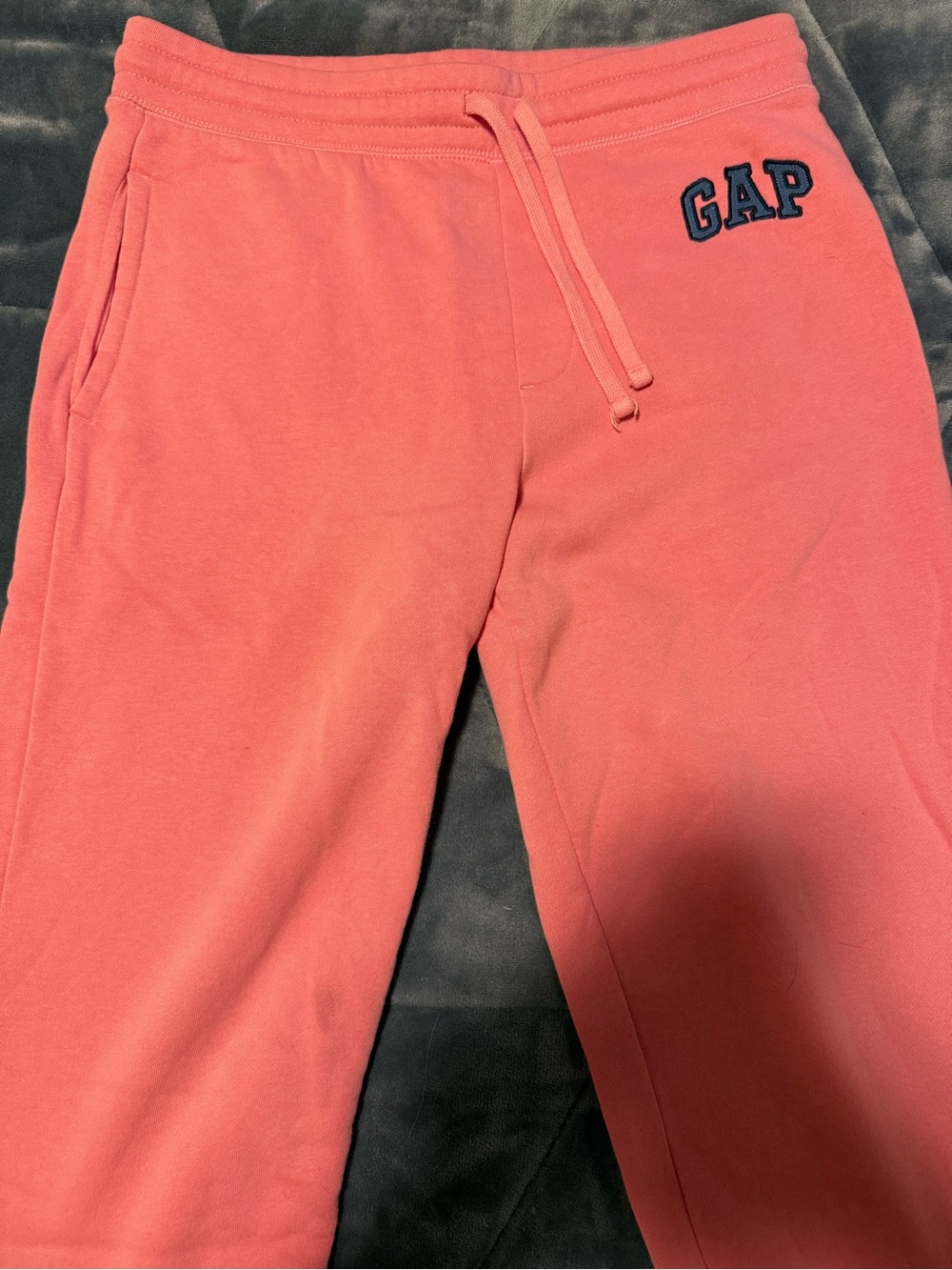 GAP Women’s Coral Pink Sweatpants
